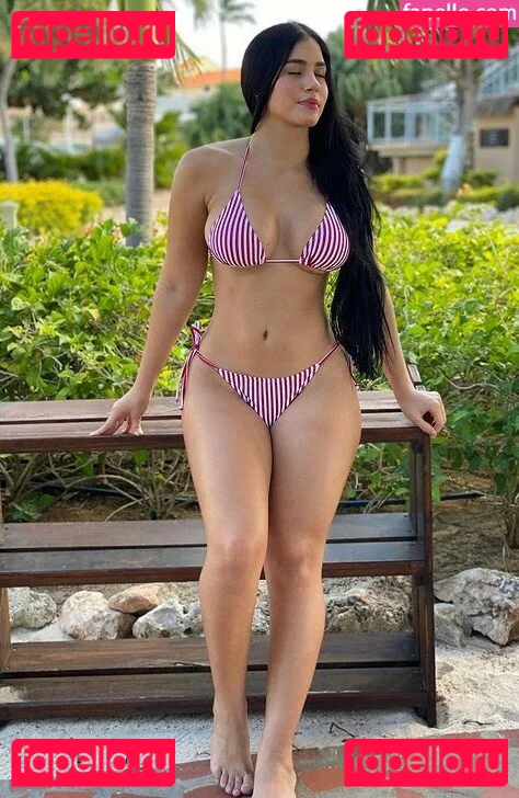 Roxana Ventura Onlyfans Photo Gallery 