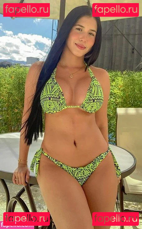 Roxana Ventura Onlyfans Photo Gallery 