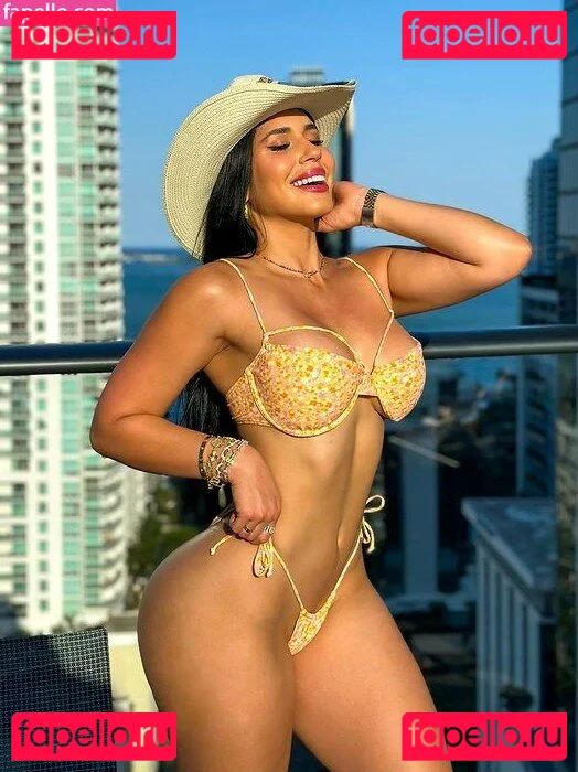 Roxana Ventura Onlyfans Photo Gallery 