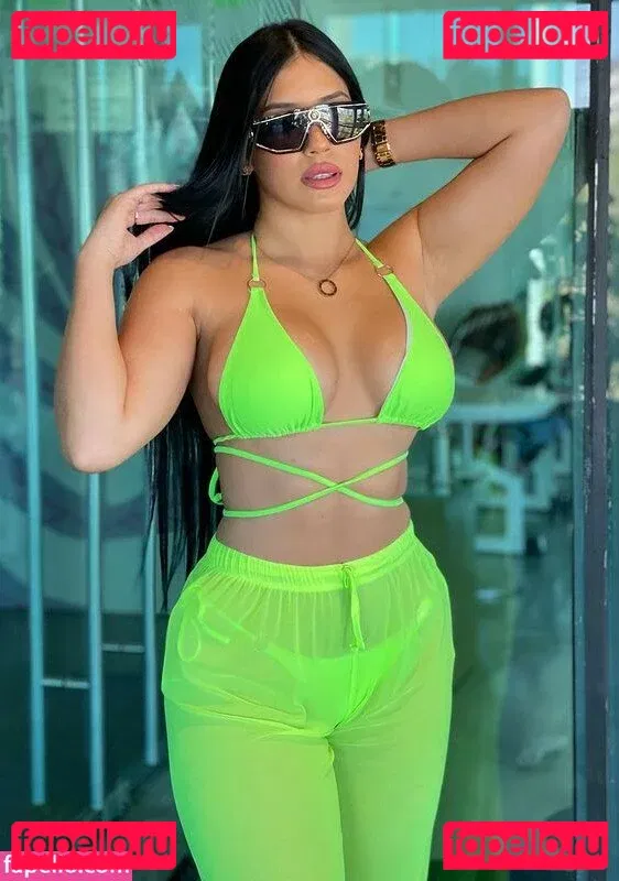 Roxana Ventura Onlyfans Photo Gallery 