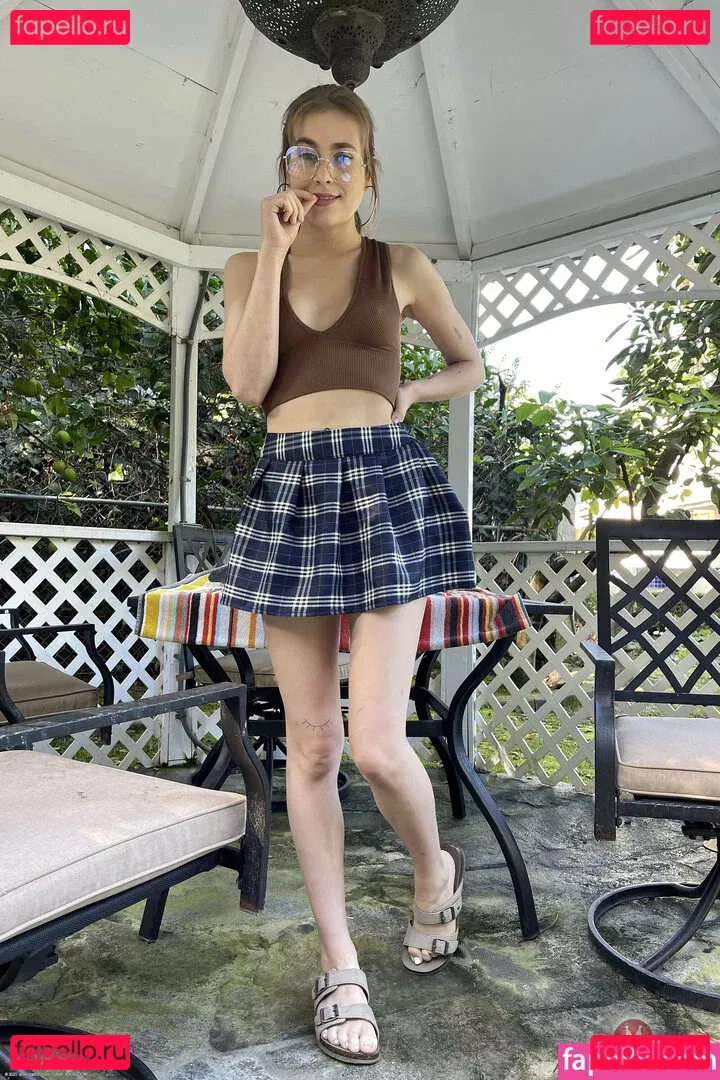 Fiona Sprouts Onlyfans Photo Gallery 