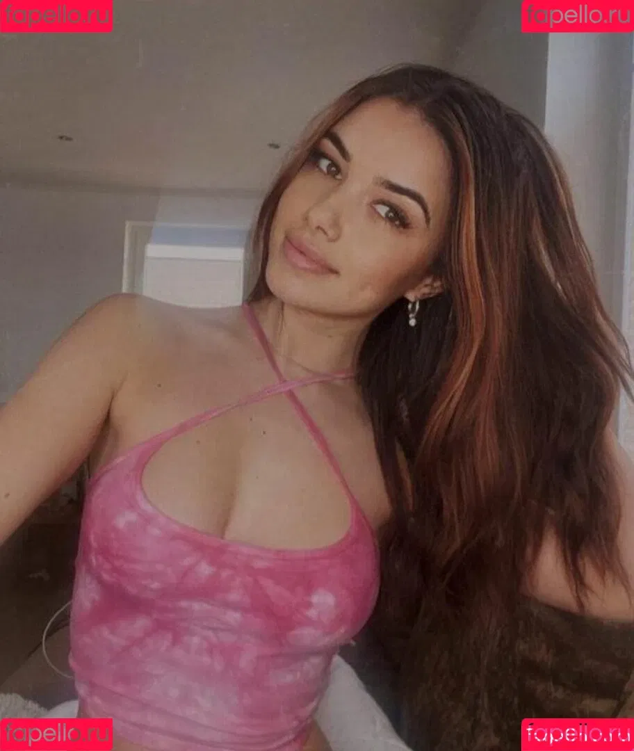 Minicuta Onlyfans Photo Gallery 