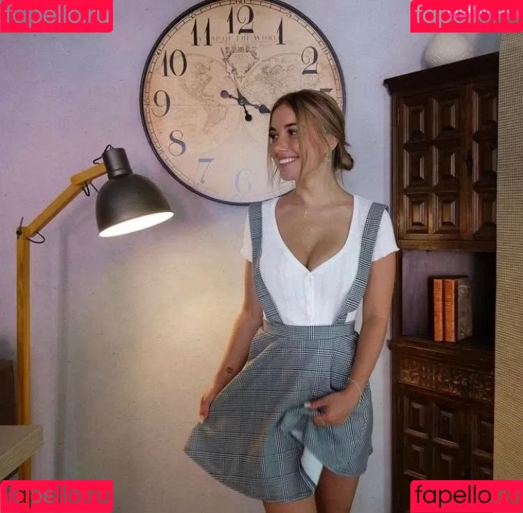Minicuta Onlyfans Photo Gallery 