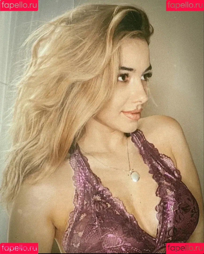 Minicuta Onlyfans Photo Gallery 