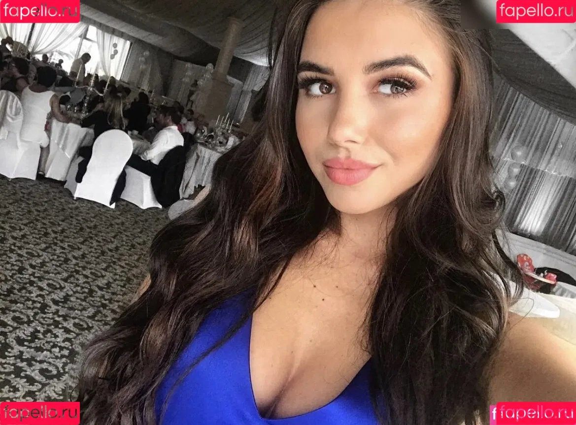 Minicuta Onlyfans Photo Gallery 