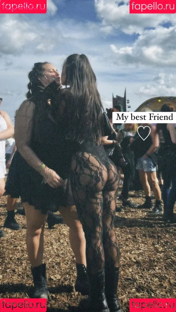 Minicuta Onlyfans Photo Gallery 