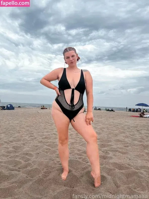 midnightmamaaa Onlyfans Photo Gallery 