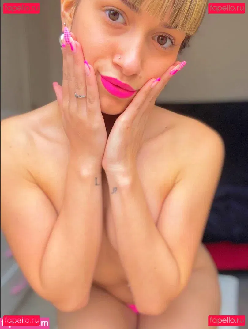 Sofialulu1 Onlyfans Photo Gallery 