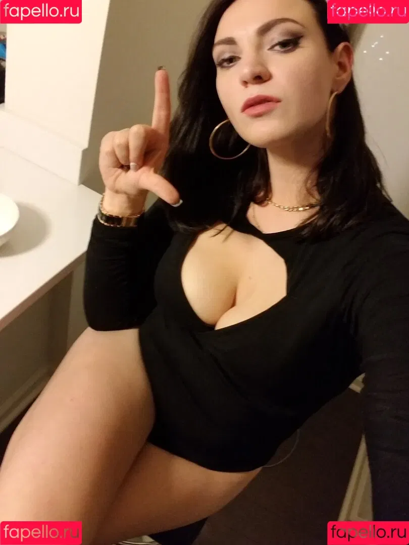 Anacondanoire Onlyfans Photo Gallery 