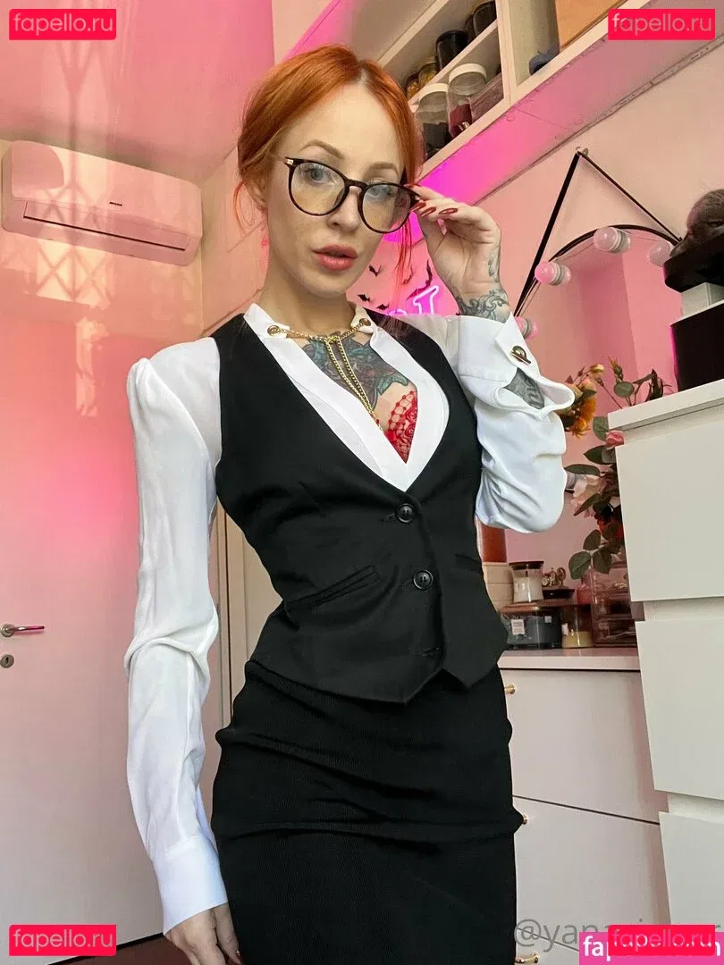 Yanasinner Onlyfans Photo Gallery 