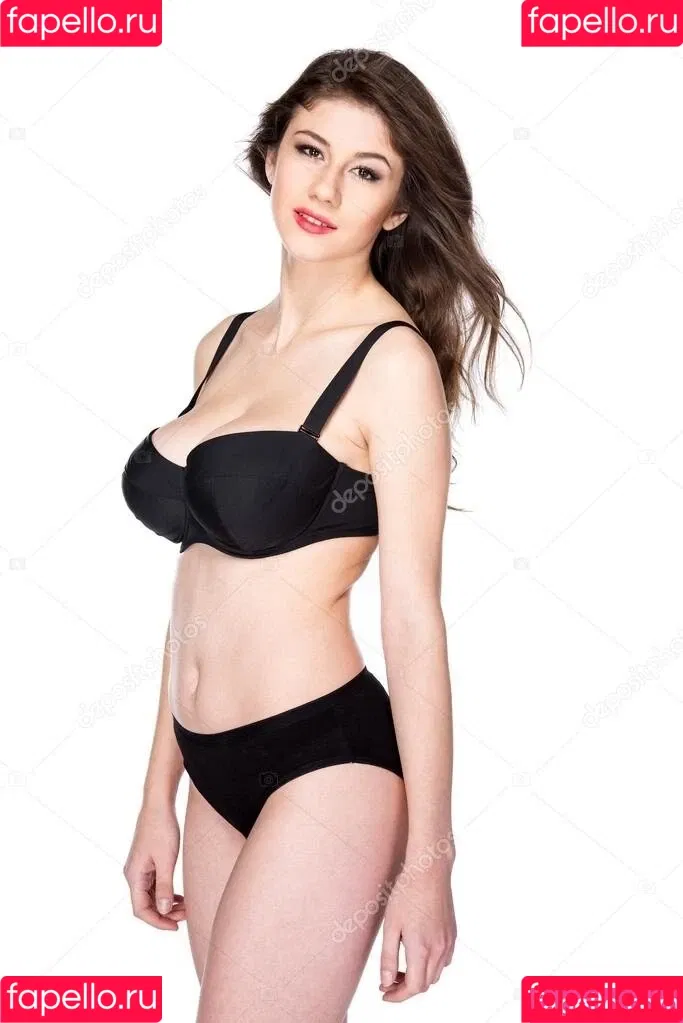 Kristina Pustovar Onlyfans Photo Gallery 