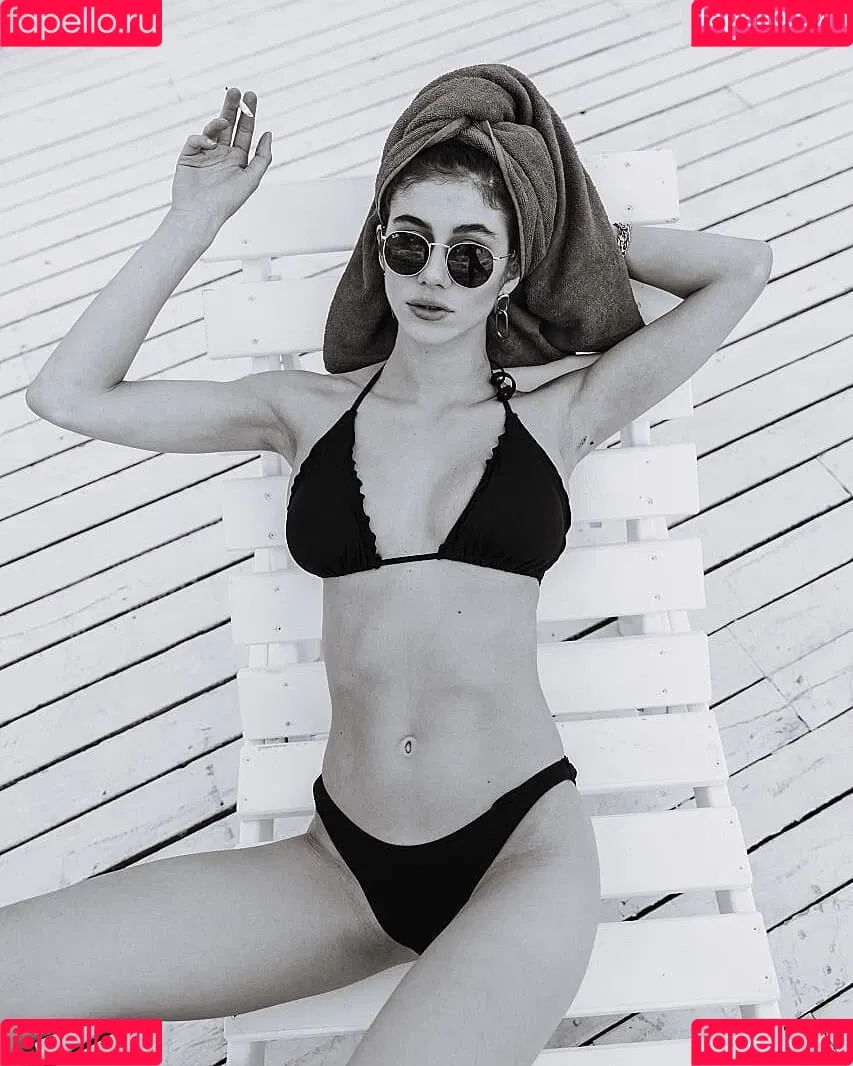 Kristina Pustovar Onlyfans Photo Gallery 