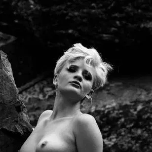 kayleesabrinaray Onlyfans Photo Gallery 