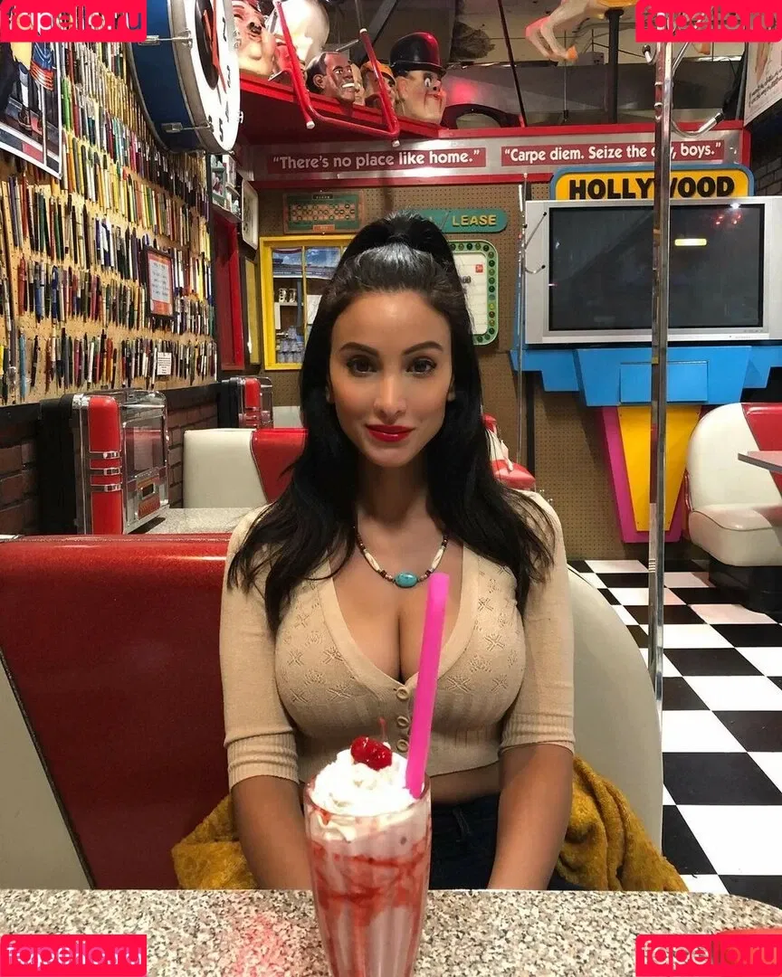 Crystal Marie Denha Onlyfans Photo Gallery 