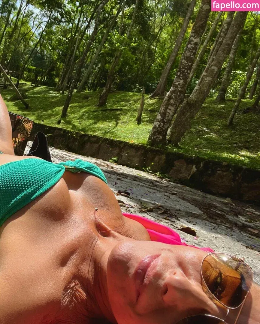 Gloria Pires Onlyfans Photo Gallery 