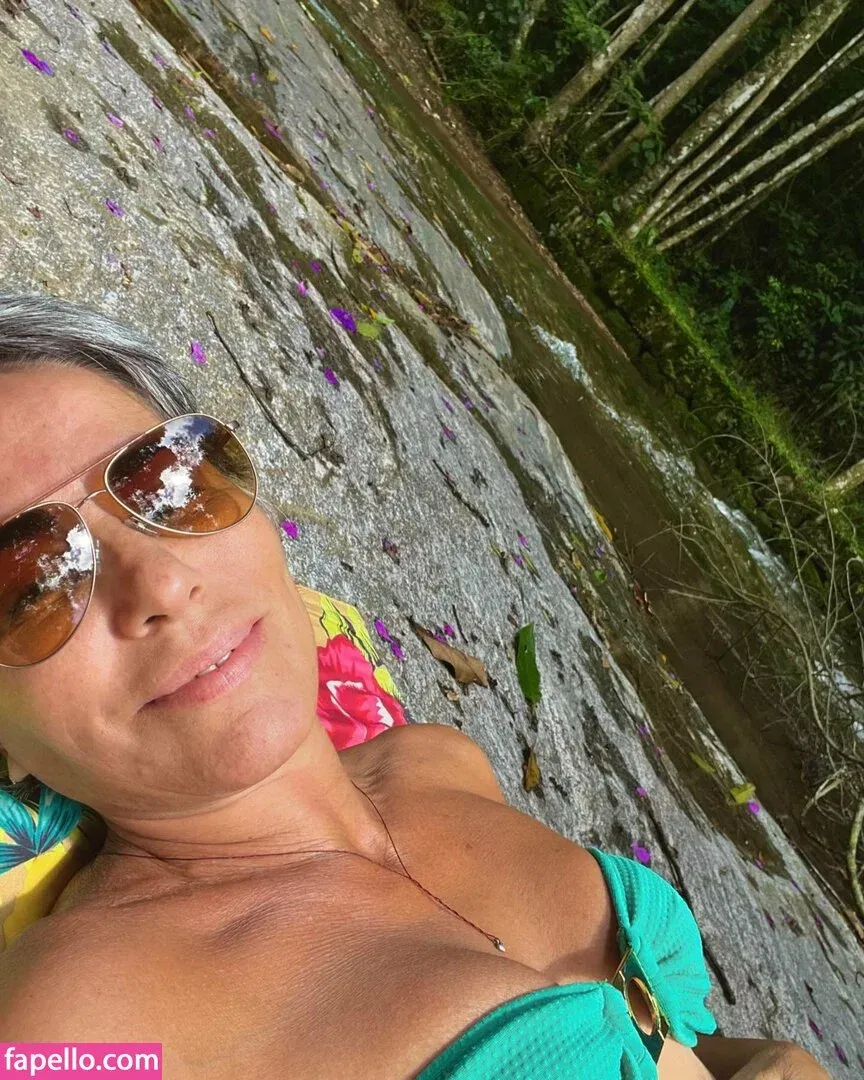 Gloria Pires Onlyfans Photo Gallery 