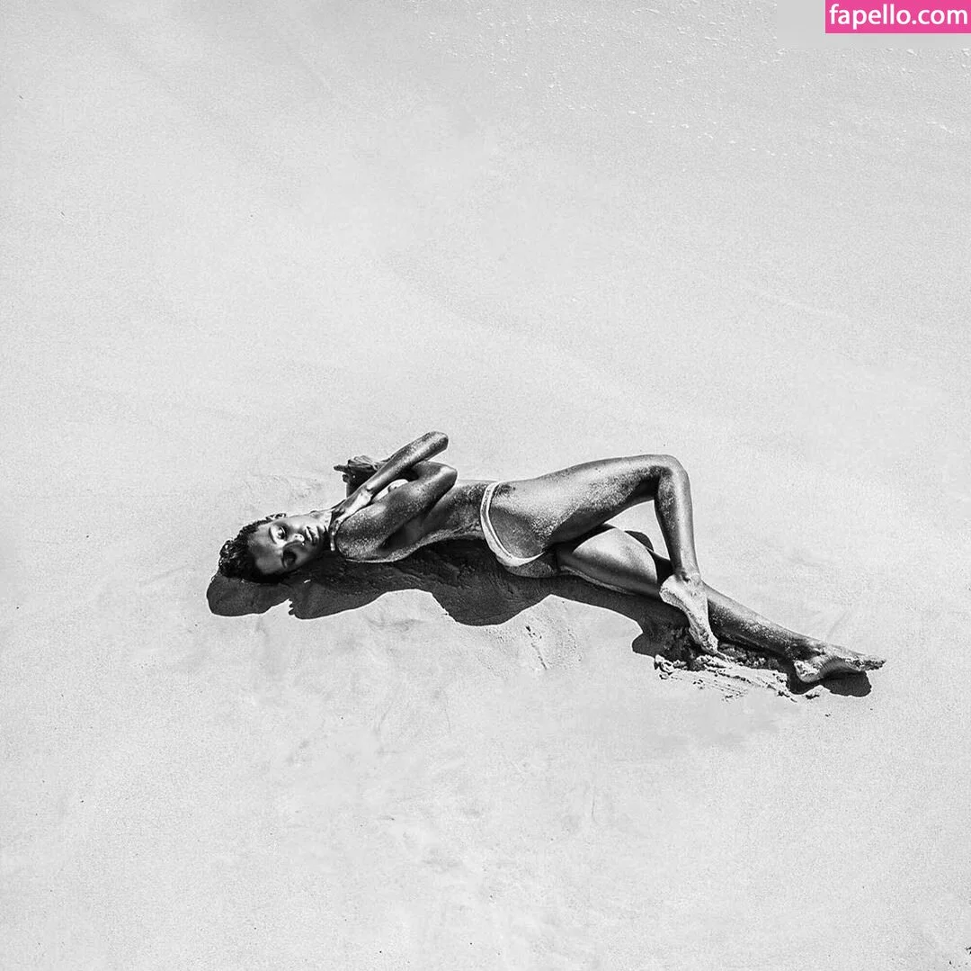 Jasmine Tookes Onlyfans Photo Gallery 