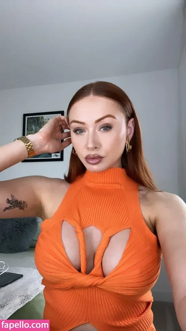 Elz The Witch Onlyfans Photo Gallery 