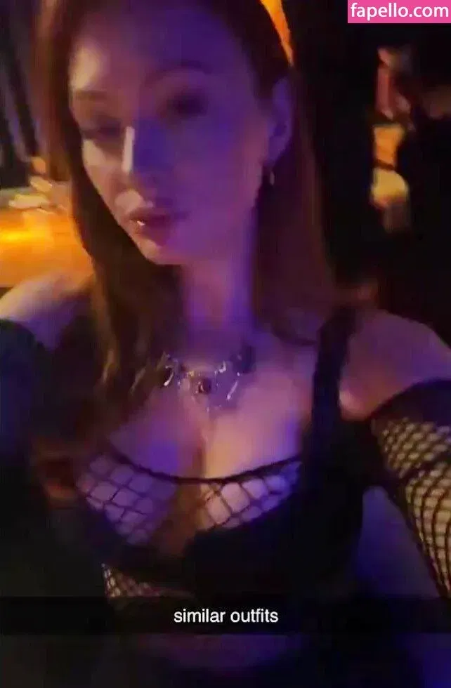 Elz The Witch Onlyfans Photo Gallery 