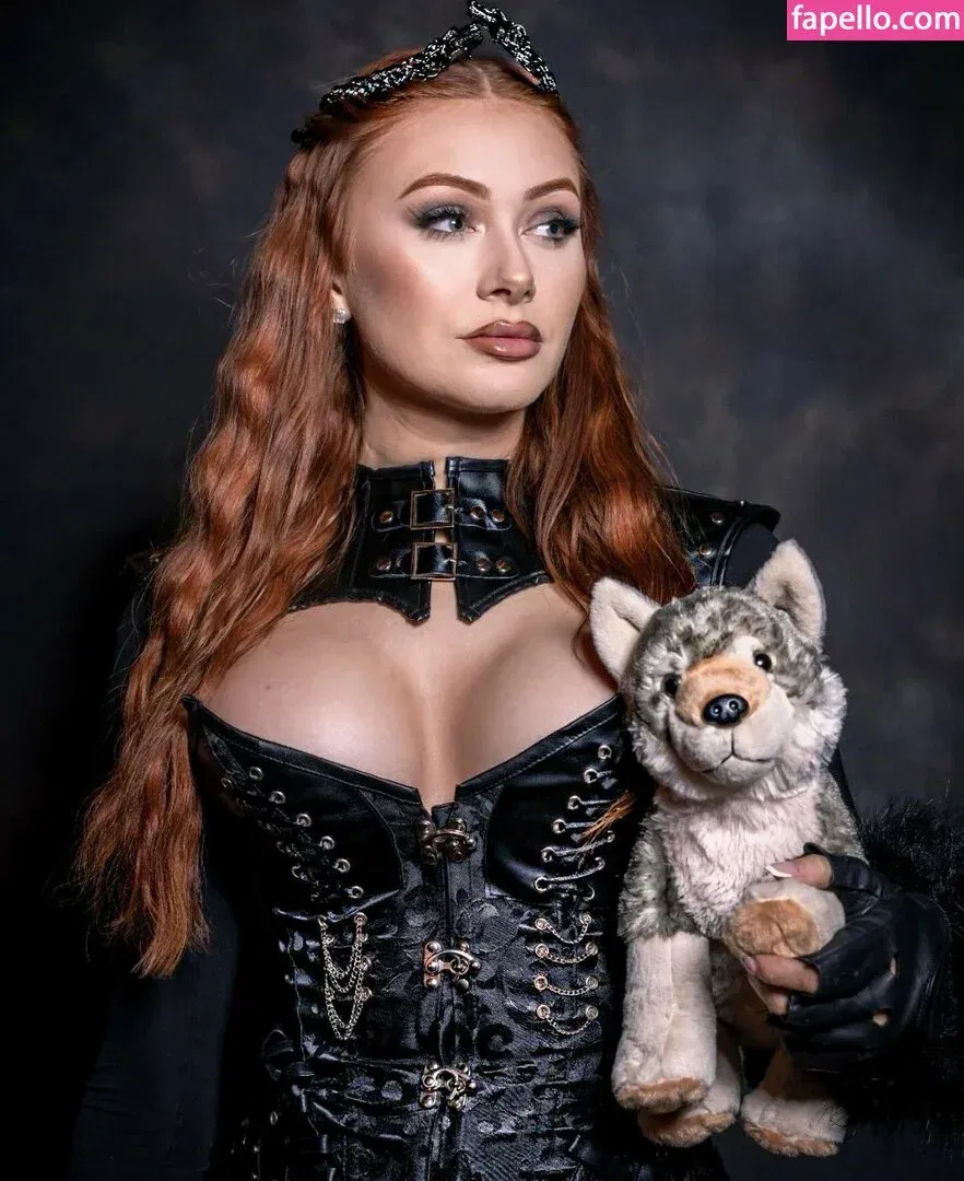 Elz The Witch Onlyfans Photo Gallery 