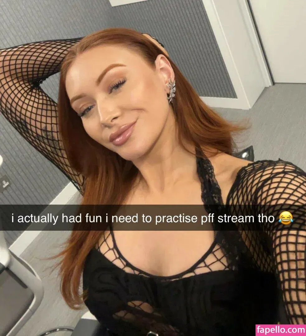 Elz The Witch Onlyfans Photo Gallery 