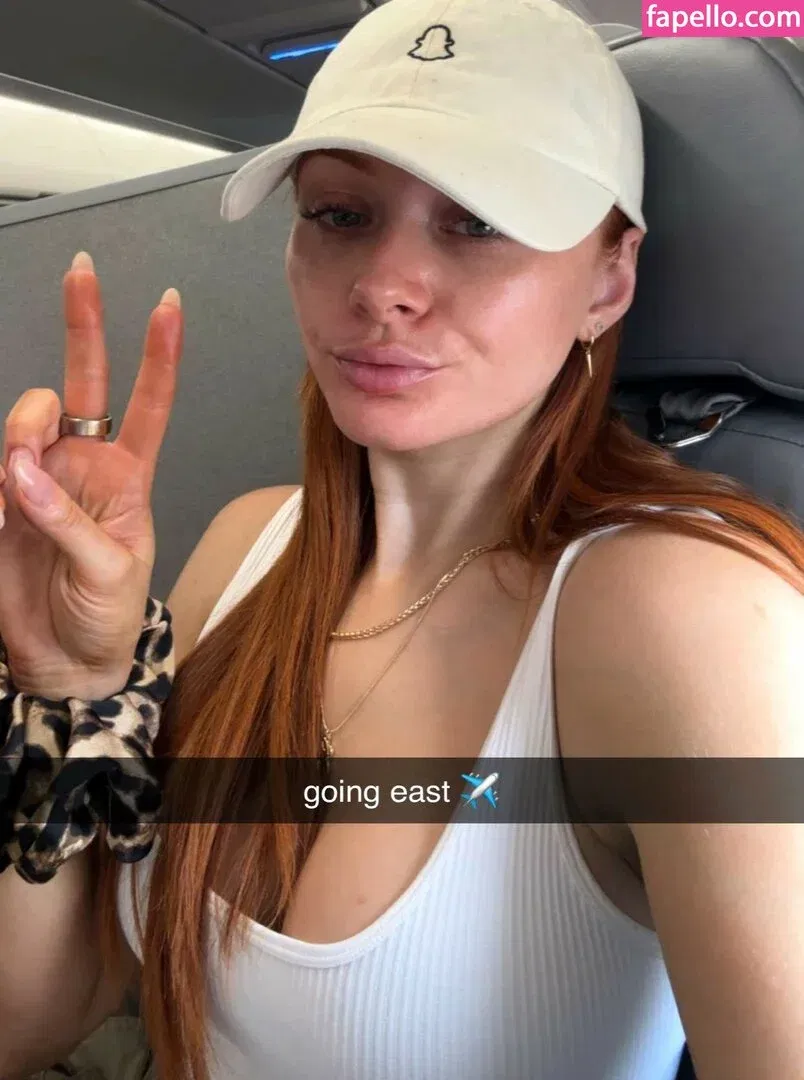 Elz The Witch Onlyfans Photo Gallery 