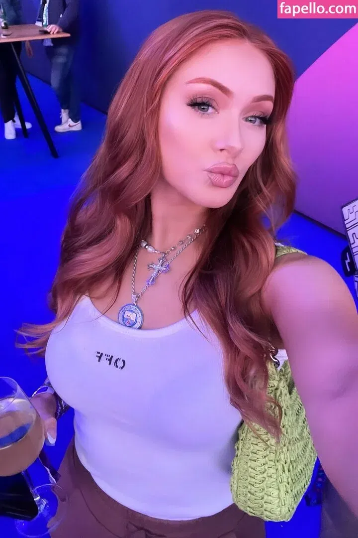 Elz The Witch Onlyfans Photo Gallery 