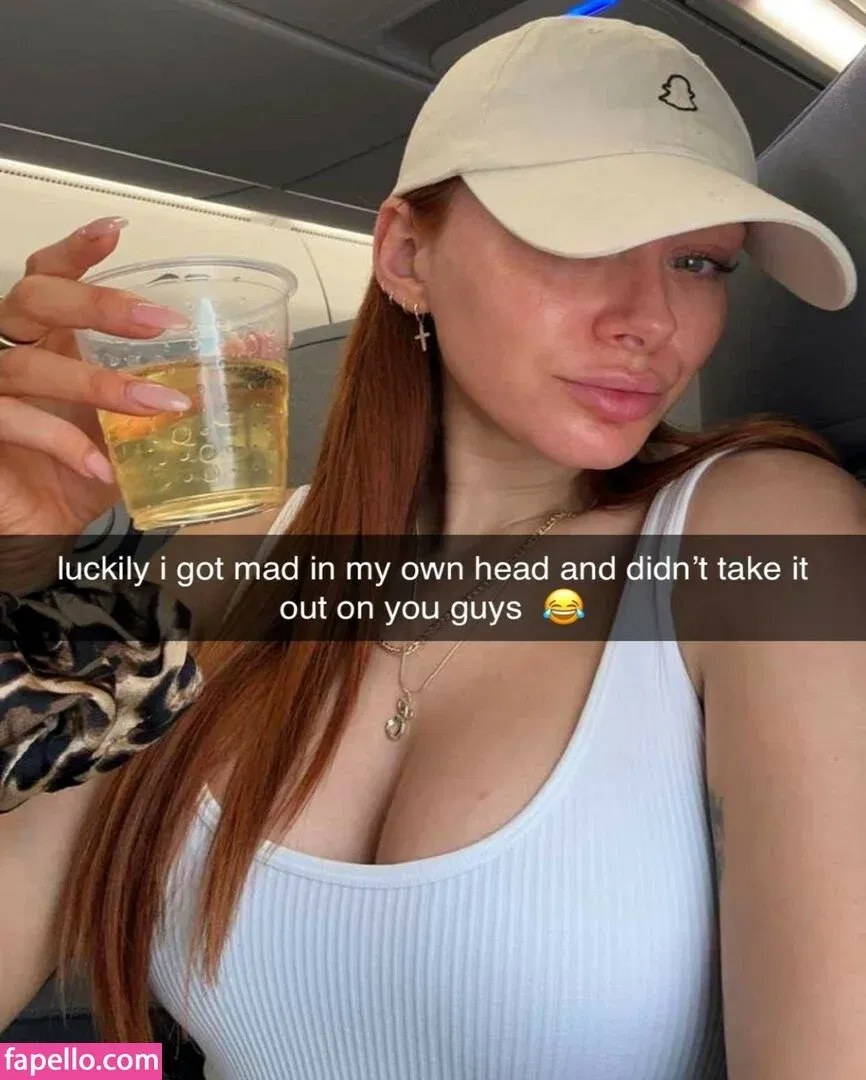 Elz The Witch Onlyfans Photo Gallery 