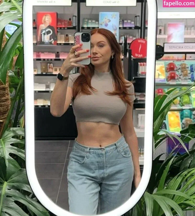 Elz The Witch Onlyfans Photo Gallery 