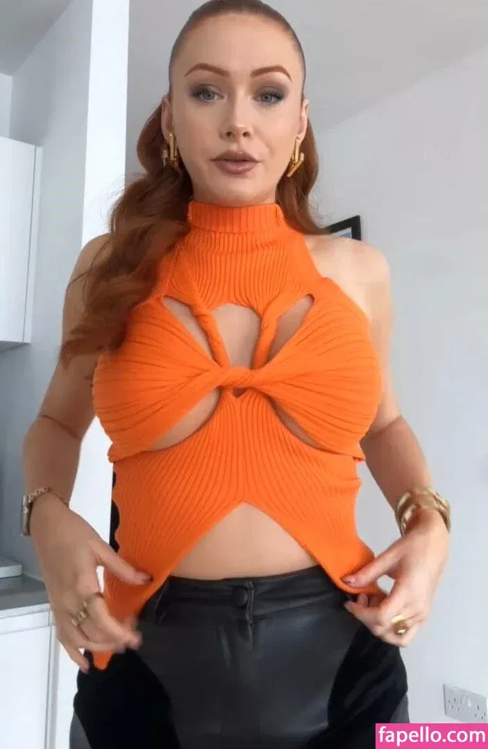 Elz The Witch Onlyfans Photo Gallery 