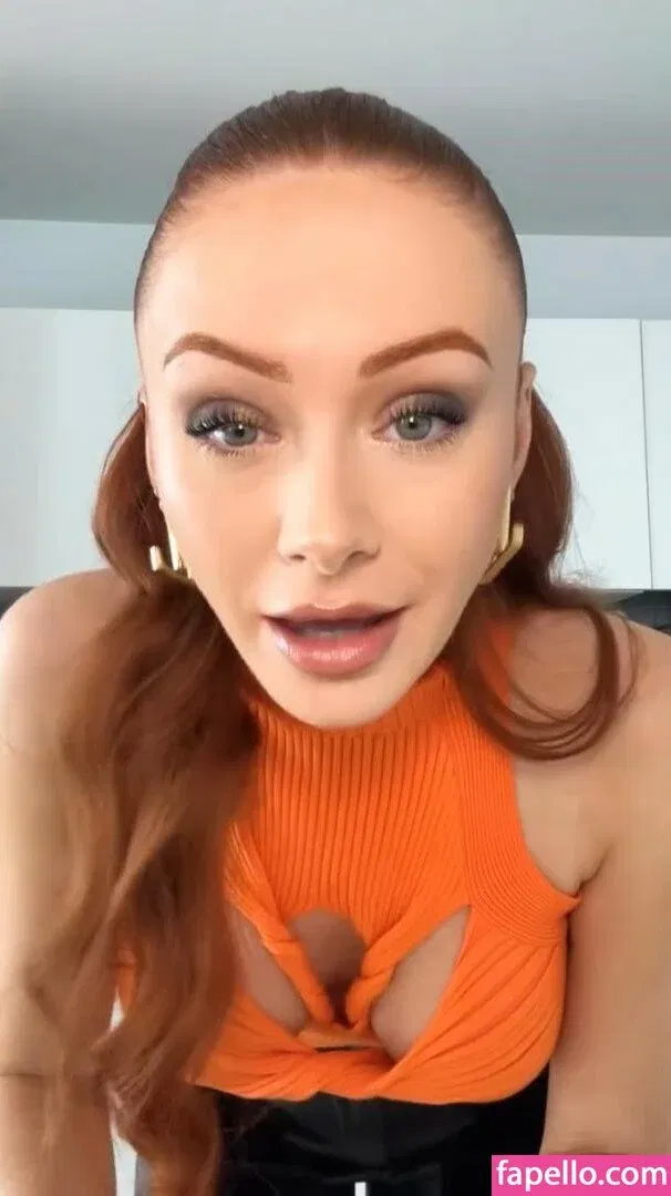 Elz The Witch Onlyfans Photo Gallery 