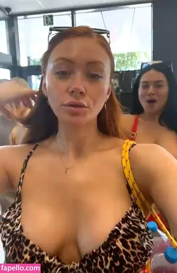 Elz The Witch Onlyfans Photo Gallery 