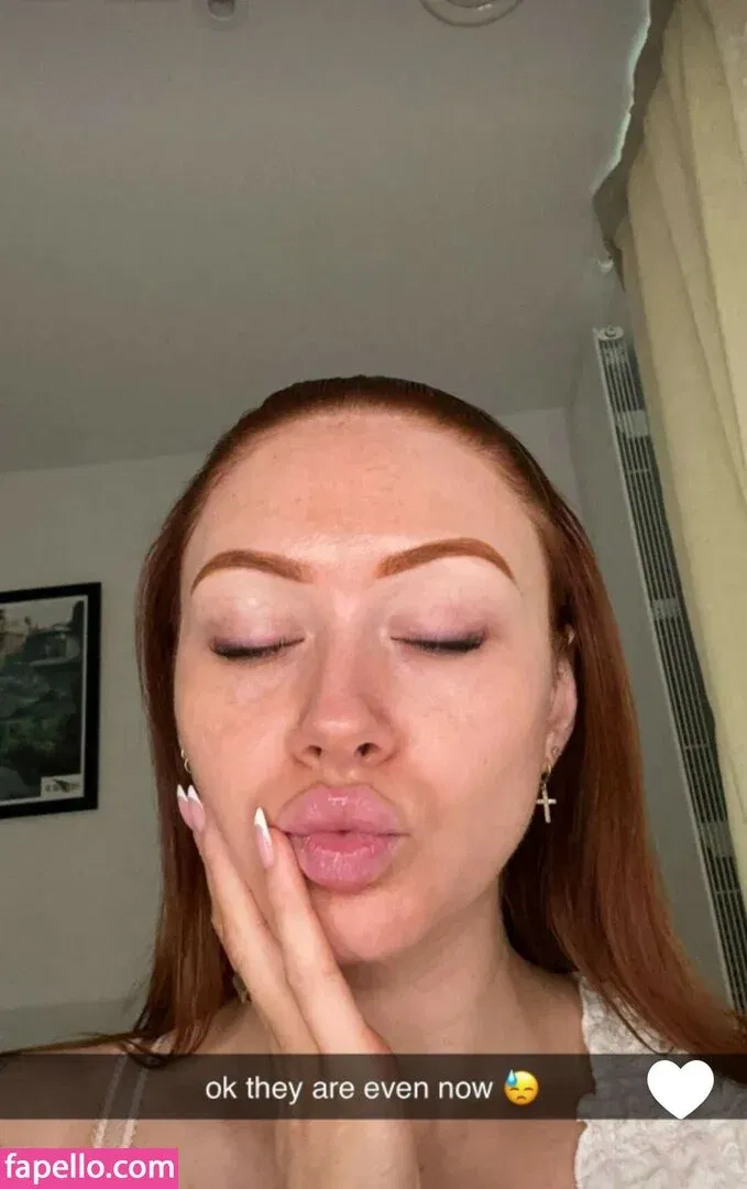 Elz The Witch Onlyfans Photo Gallery 