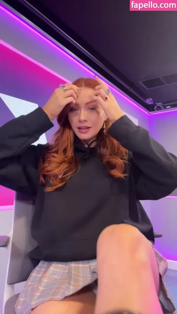 Elz The Witch Onlyfans Photo Gallery 