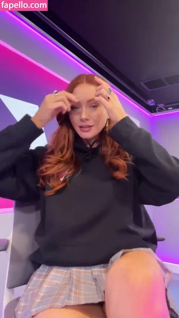 Elz The Witch Onlyfans Photo Gallery 