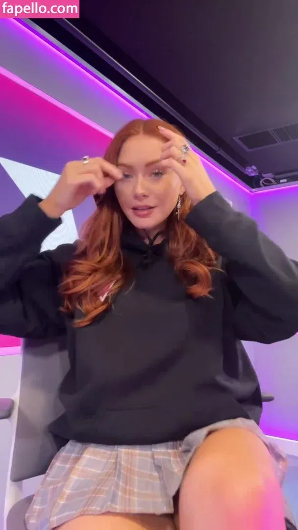 Elz The Witch Onlyfans Photo Gallery 