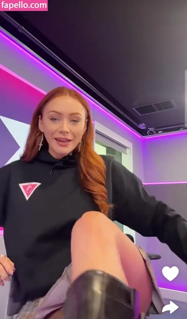 Elz The Witch Onlyfans Photo Gallery 