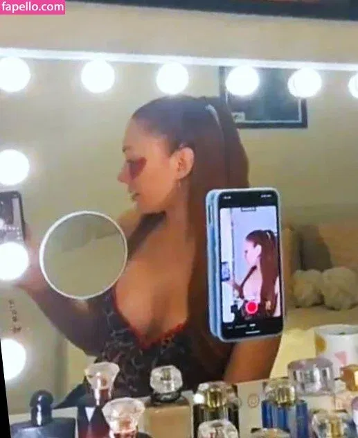 Elz The Witch Onlyfans Photo Gallery 