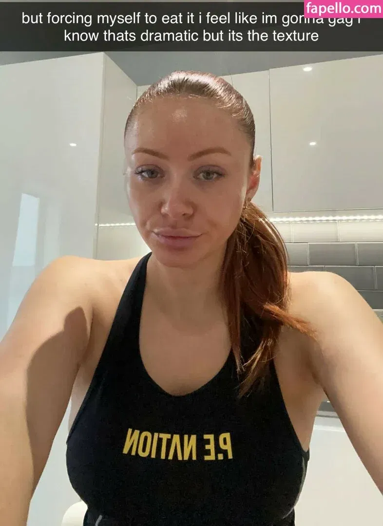 Elz The Witch Onlyfans Photo Gallery 