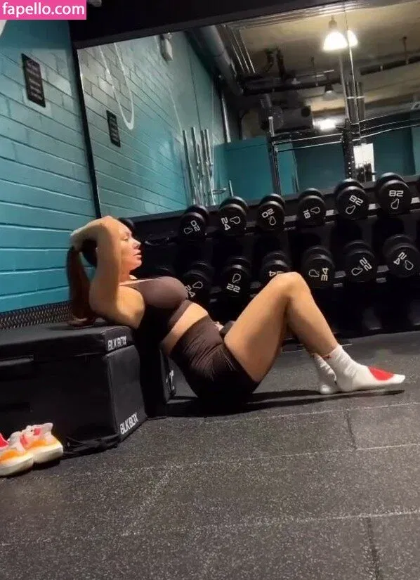 Elz The Witch Onlyfans Photo Gallery 