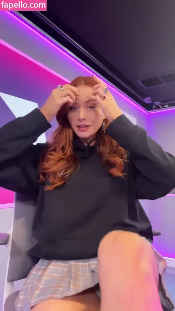 Elz The Witch Onlyfans Photo Gallery 