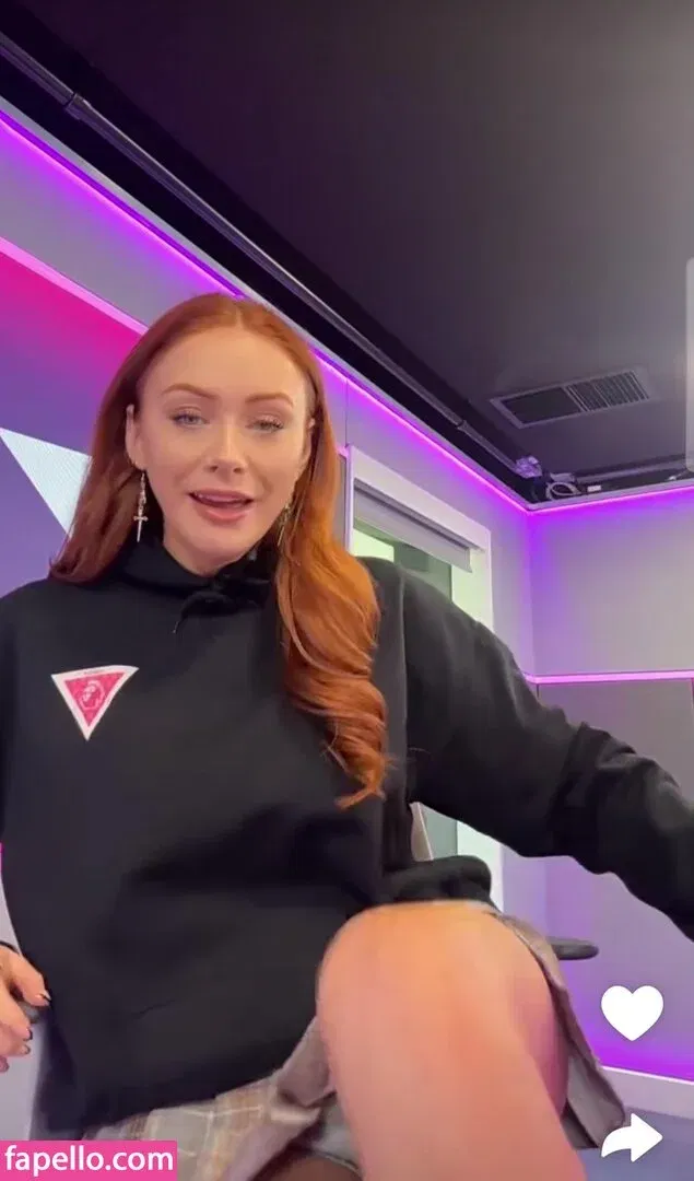 Elz The Witch Onlyfans Photo Gallery 