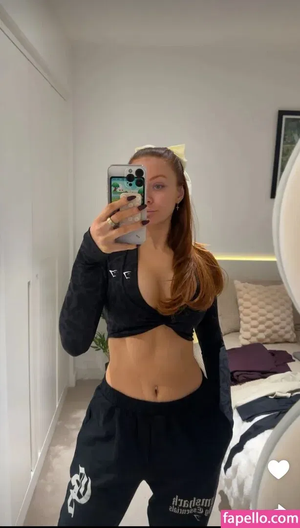 Elz The Witch Onlyfans Photo Gallery 