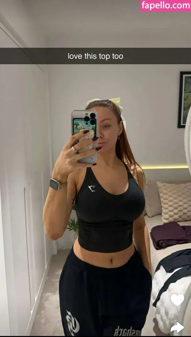 Elz The Witch Onlyfans Photo Gallery 