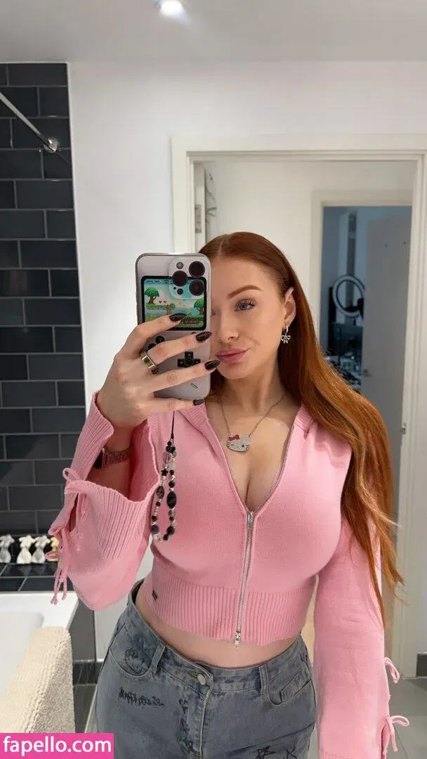 Elz The Witch Onlyfans Photo Gallery 