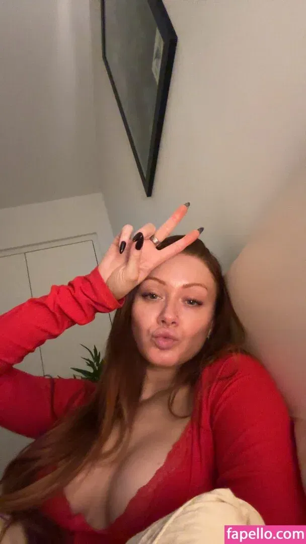 Elz The Witch Onlyfans Photo Gallery 