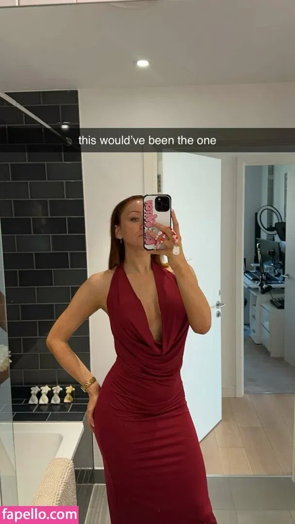 Elz The Witch Onlyfans Photo Gallery 