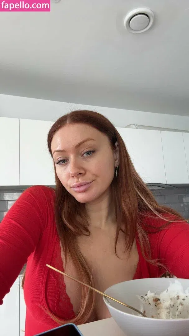 Elz The Witch Onlyfans Photo Gallery 