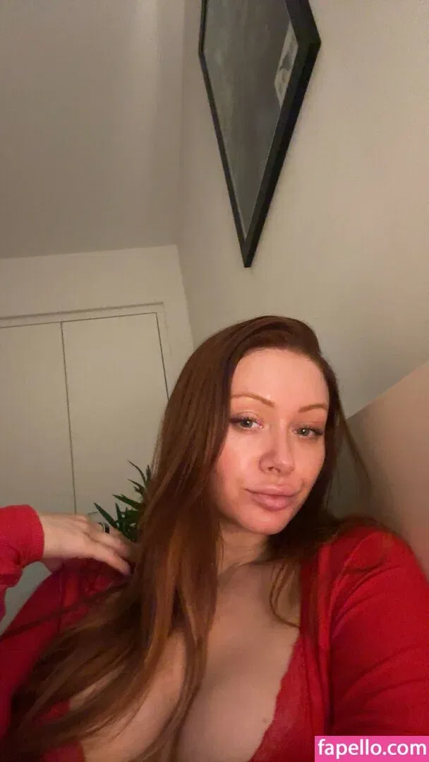 Elz The Witch Onlyfans Photo Gallery 