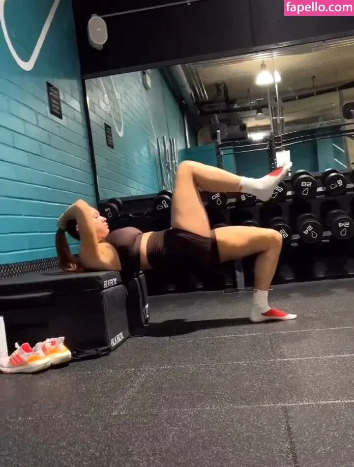 Elz The Witch Onlyfans Photo Gallery 